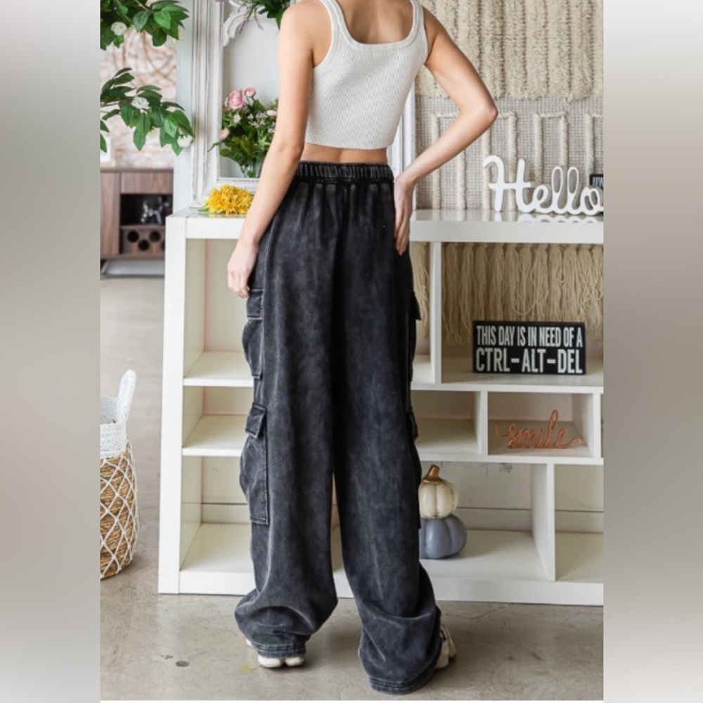 Oli & Hali Washed Black Cargo Drawstring Pants - Picture 2 of 4